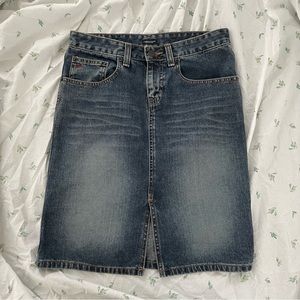 ‼️SOLD‼️ AMERICAN EAGLE OUTFITTERS - Mid-rise Denim Midi Skirt